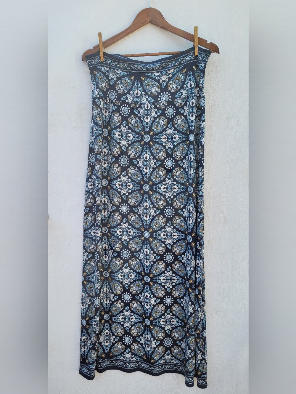 Max Studio Maxi Skirt Large